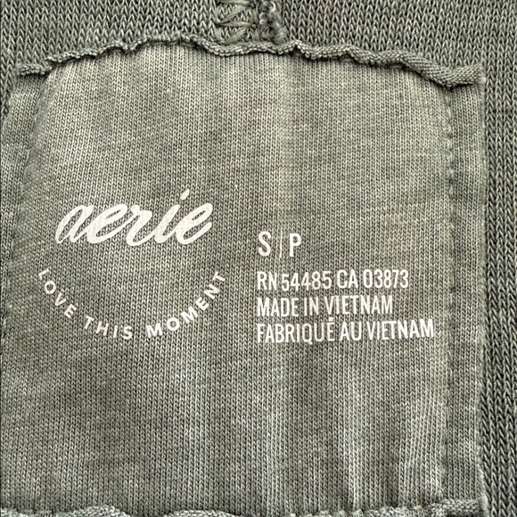 Aerie Wonder Textured V-Neck Sweatshirt - Picture 7 of 9